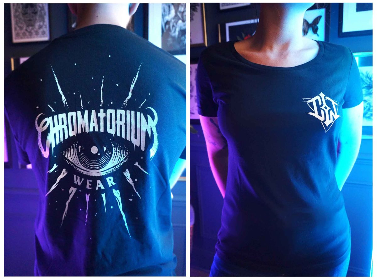 présentation t-shirt noir chromatorium wear avec oeil eye pour groupe metal extreme