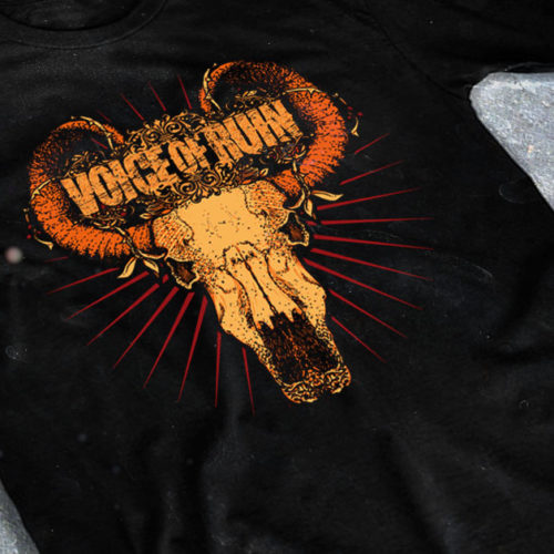 merchandising clothing du t-shirt noir du groupe de metal melodic death thrash voice of ruin pour l'album morning wood fait par le chromatorium