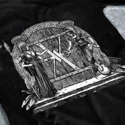 merchandising clothing du t-shirt noir du groupe de metal thrash under the abyss pour l'album a future to behold fait par le chromatorium