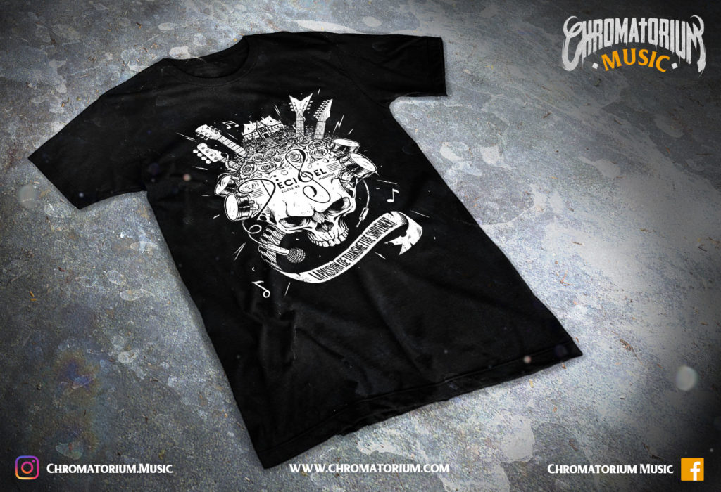 artwork-merch-metal-rock-decibel-ecole-musique-chromatorium-music-graphiste-design merchandising clothing du t-shirt noir pour l'école de musique Decibel rock metal fait par le chromatorium